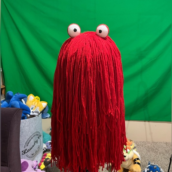 DHMIS Red Guy Mask - Picture 1 of 4